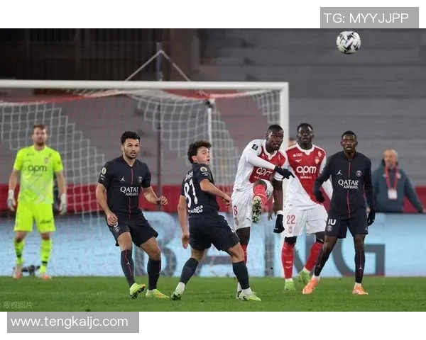 巴黎圣日耳曼新赛季展望:明星阵容与战术革新引领法甲风潮